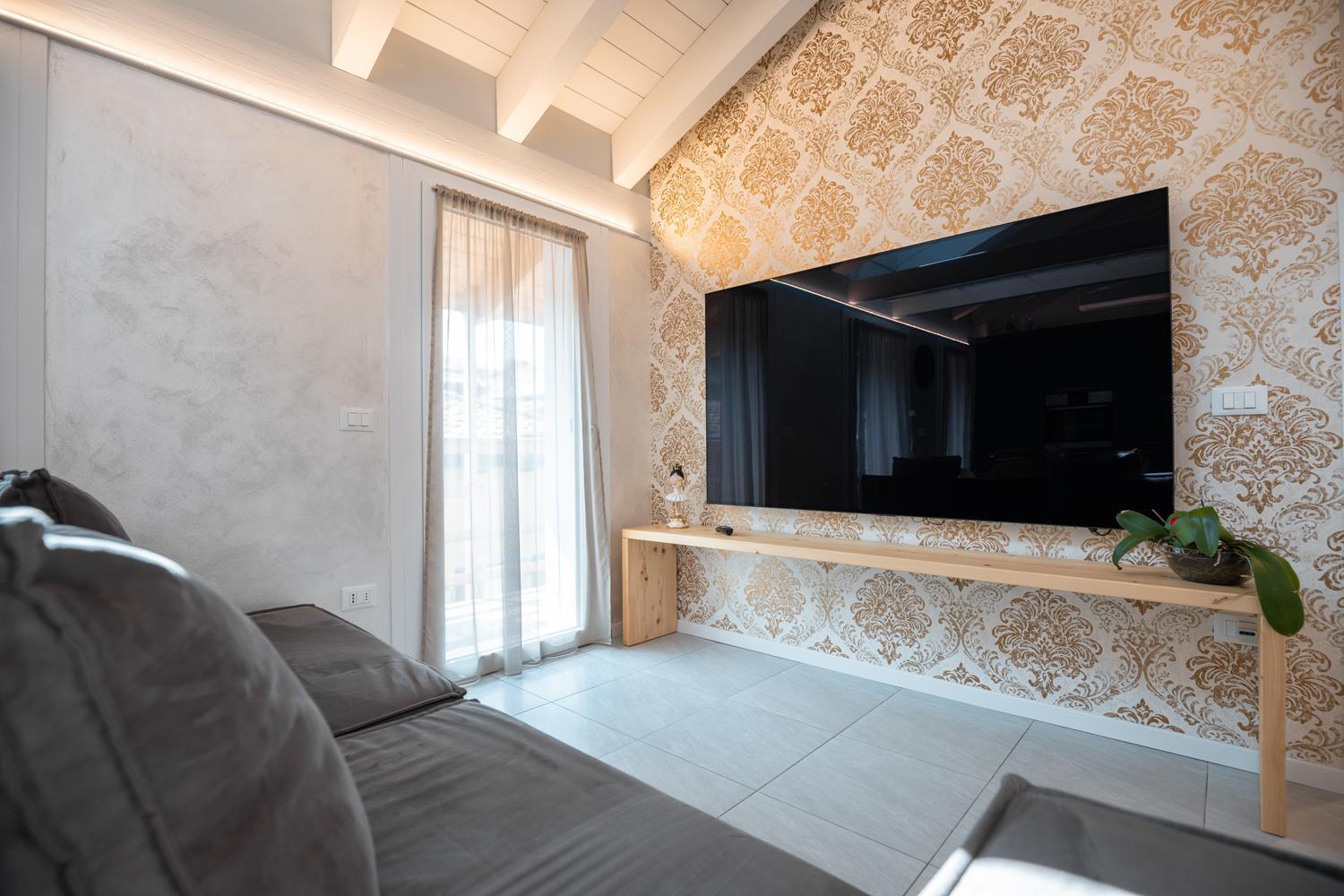 Es Rooms And Apartments Torbole Sul Garda Bagian luar foto