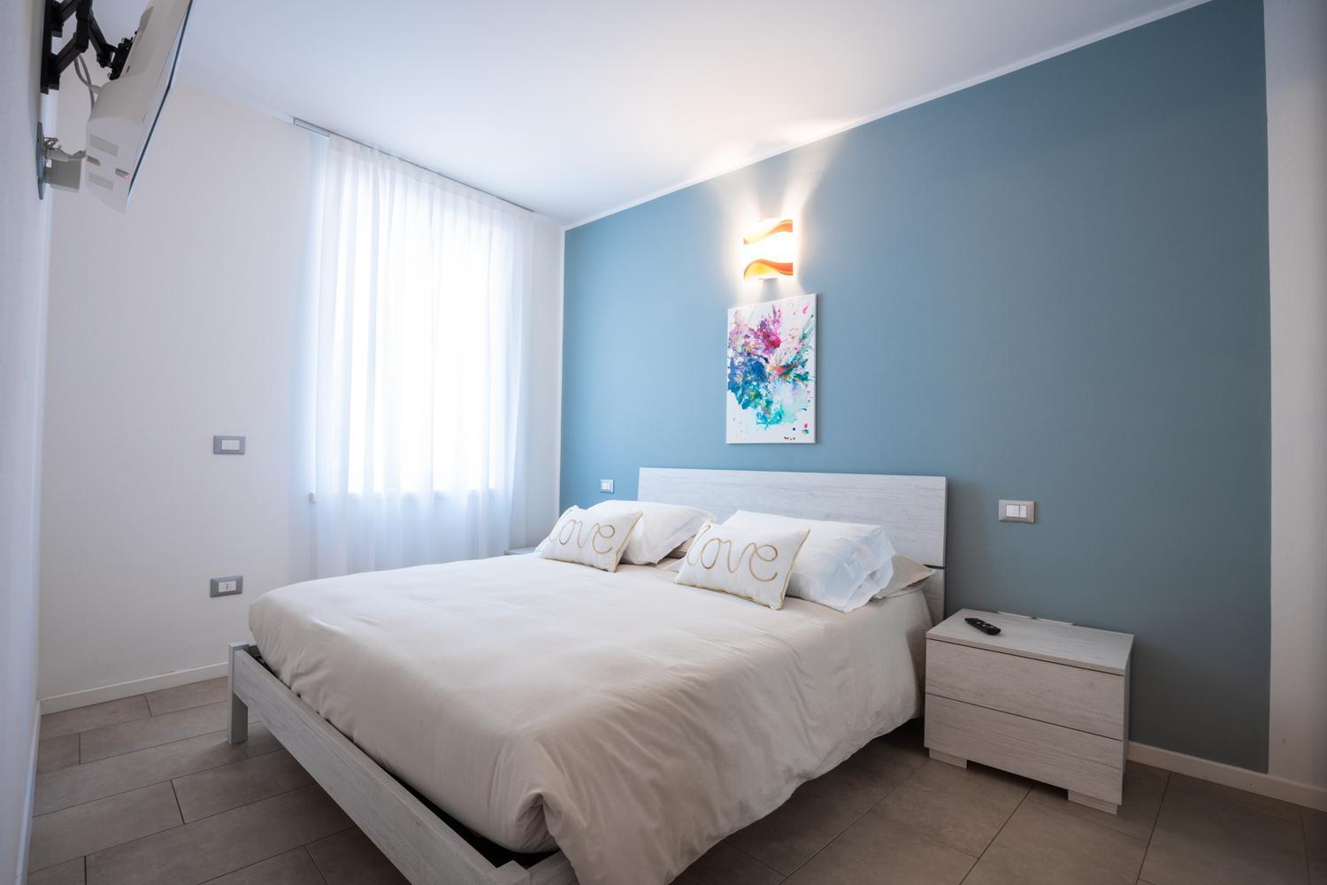 Es Rooms And Apartments Torbole Sul Garda Bagian luar foto