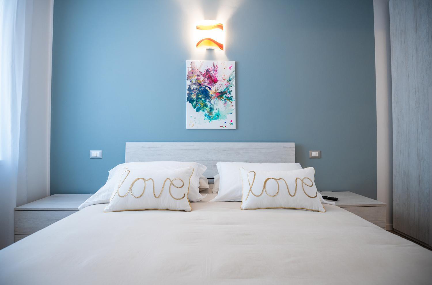 Es Rooms And Apartments Torbole Sul Garda Bagian luar foto