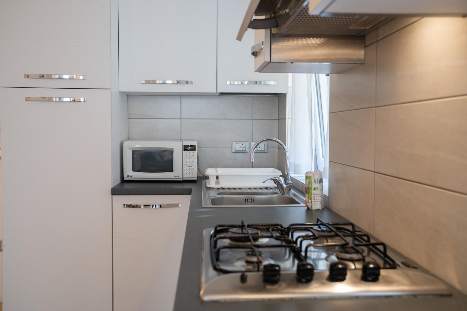 Es Rooms And Apartments Torbole Sul Garda Bagian luar foto