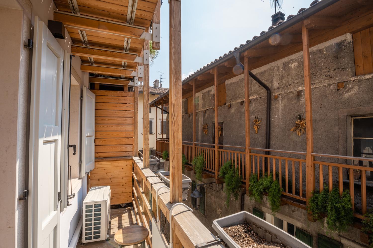 Es Rooms And Apartments Torbole Sul Garda Ruang foto