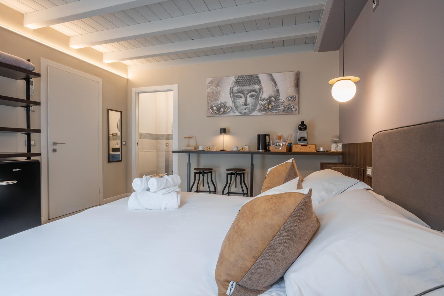 Es Rooms And Apartments Torbole Sul Garda Bagian luar foto